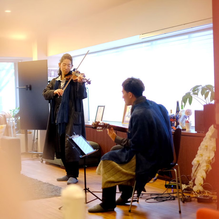 【Ticket】11/28(木) TSUMUZIのホームコンサート with 侑音(Gt) in 土屋グループ銀座ショールーム